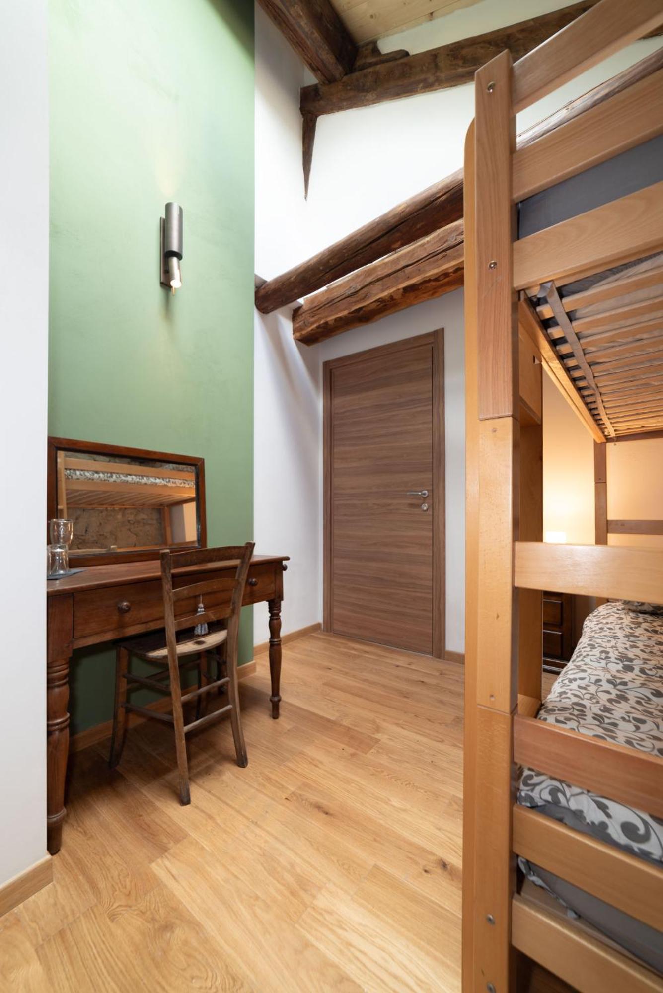 Cicapuy Hotel Puys Bagian luar foto