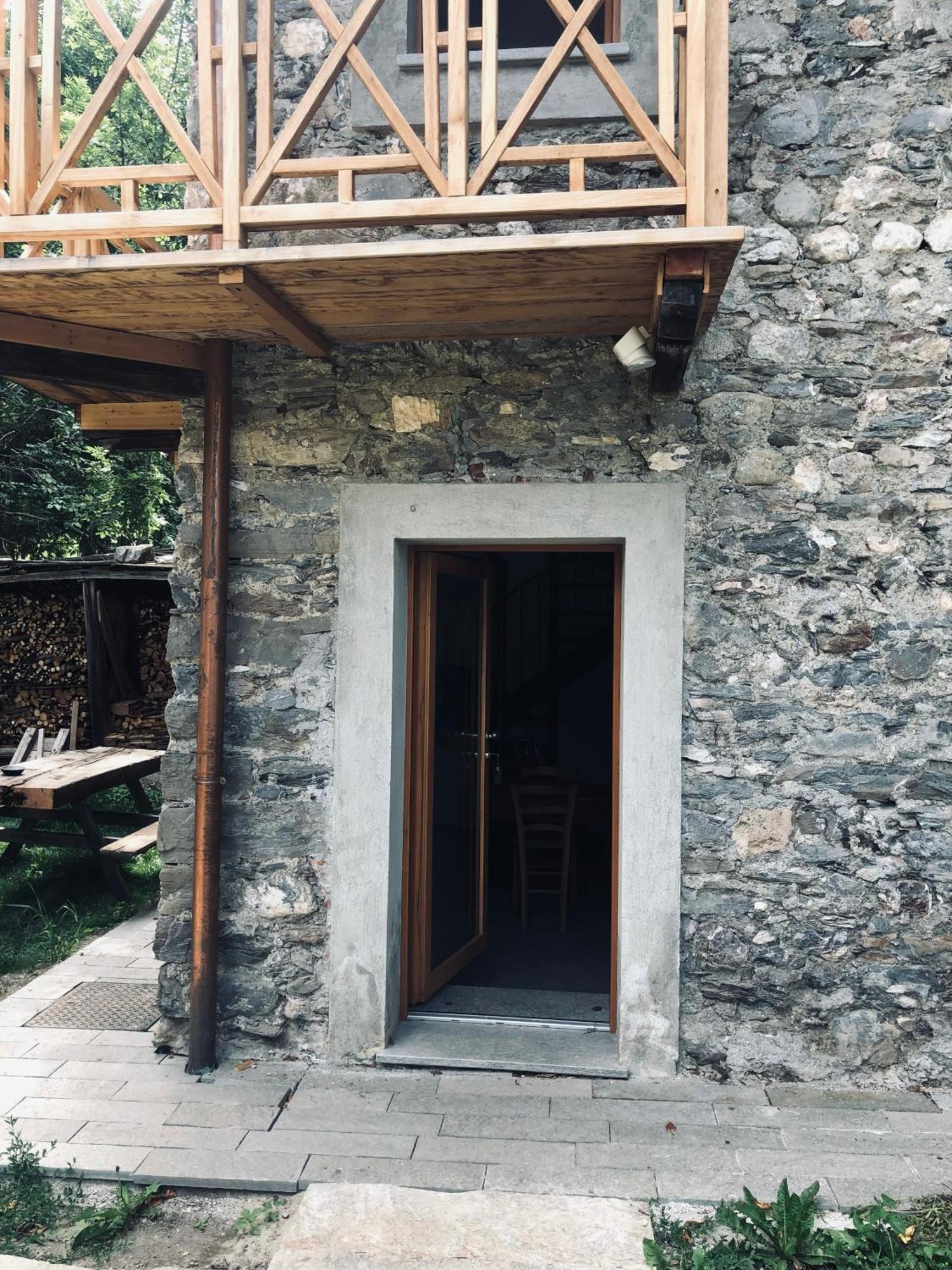 Cicapuy Hotel Puys Bagian luar foto